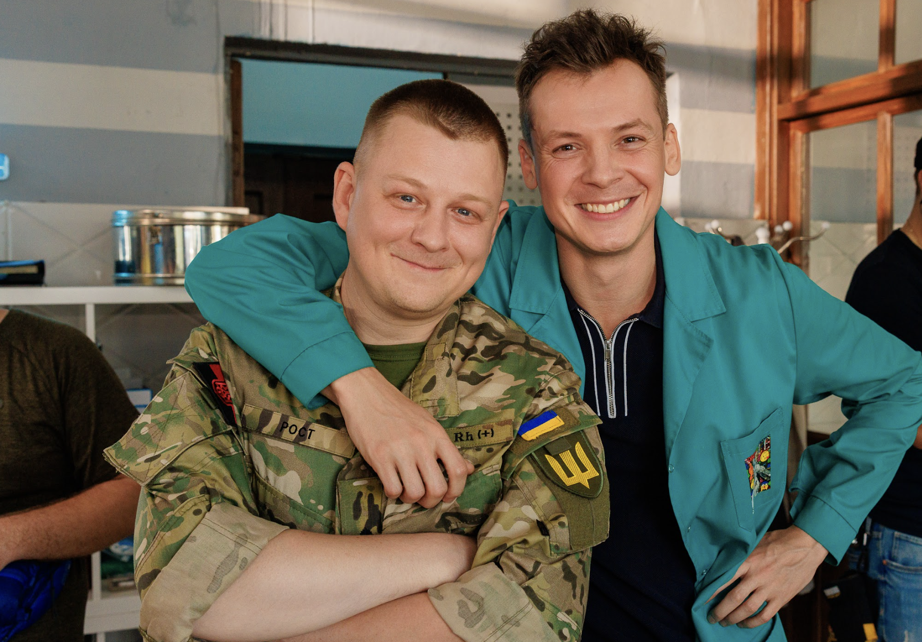 Від Цимбалюка до Пустовіт: всі зірки, яких можна побачити у детективі "Розтин покаже"